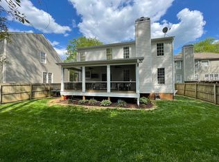 1905 Dunhill Dr, Charlotte, NC 28205