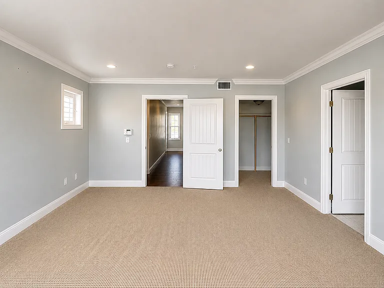 7718 Ivanhoe Ave — Photo 11