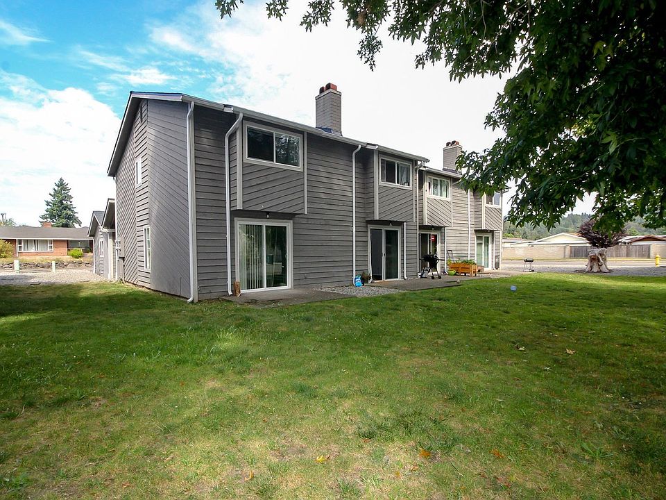 1st image of 2033 M St NE