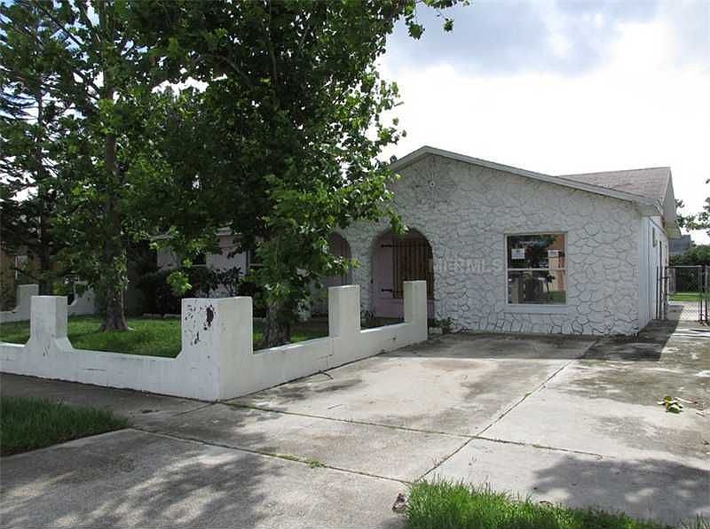 1st image of 5527 Axiom Ave
