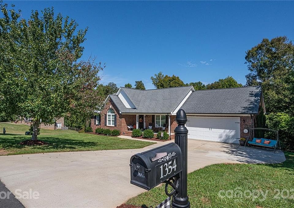1st image of 1354 Sedgewood Ln