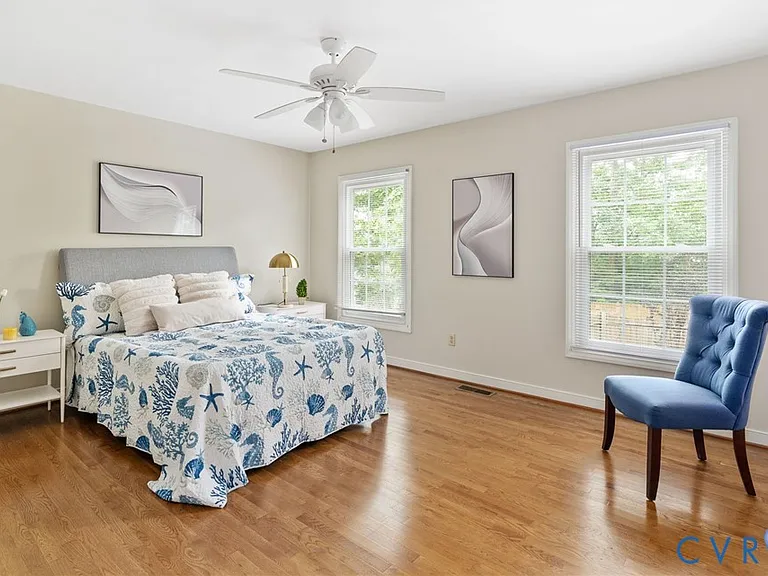 12015 Bexley Ct — Photo 32