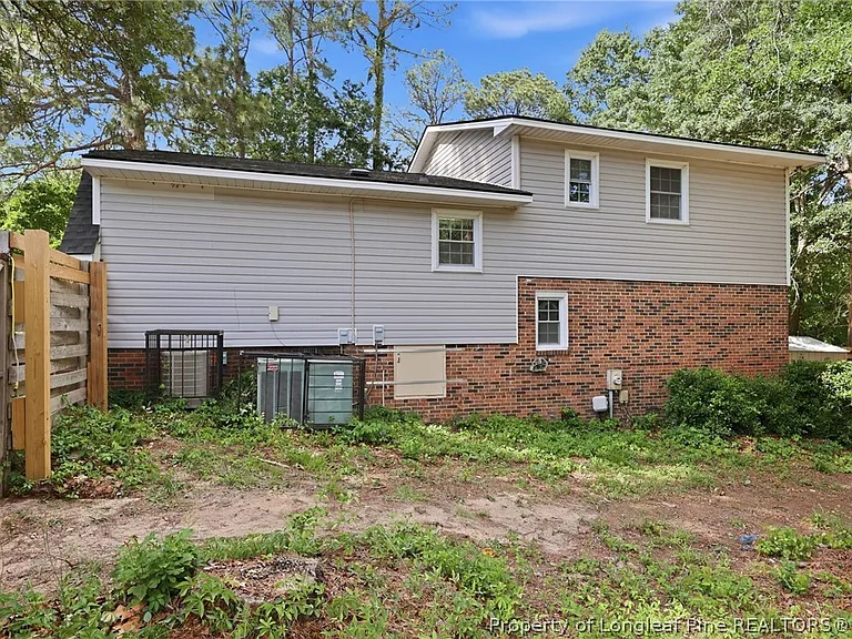 1902 Paisley Ave — Photo 4