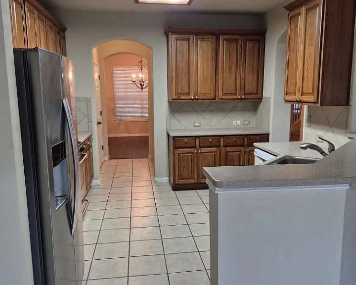 808 Busleigh Castle Way — Photo 9