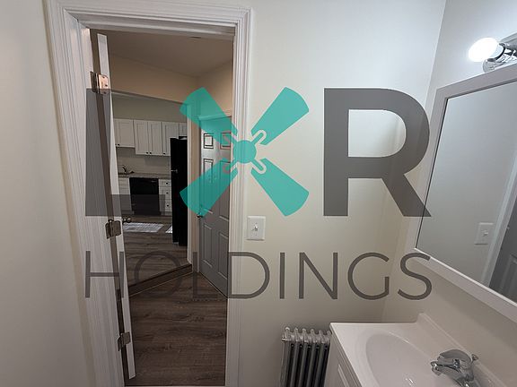 3rd image of 528 Macdade Blvd