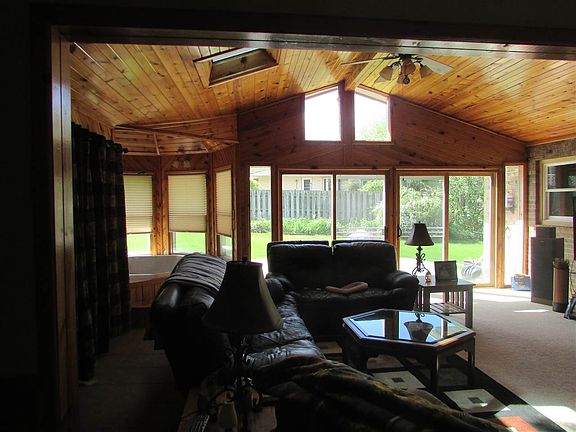 2nd image of 3614 Bently Dr