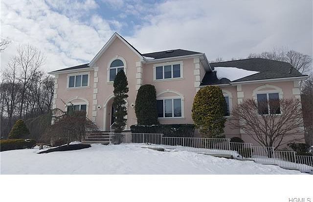 1st image of 6 Fosse Ct