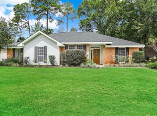 328 Westwood Dr, Mandeville, LA 70471