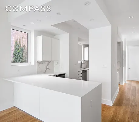 Sold by Compass | media 17