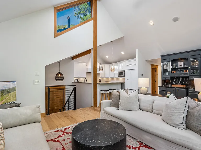 5027 Ute Ln #A — Photo 6