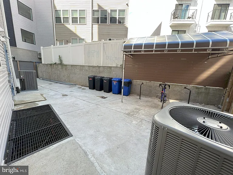 1611 Ridge Ave #15-1 — Photo 25