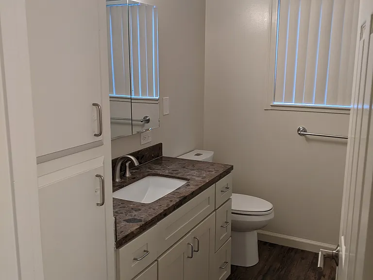 Casa Monterey Apartments — Photo 10