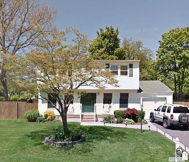 1st image of 15 Laura Dr
