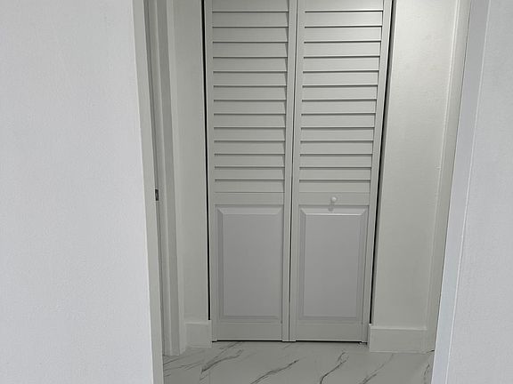 4th image of 6190 W 19th Ave APT 310