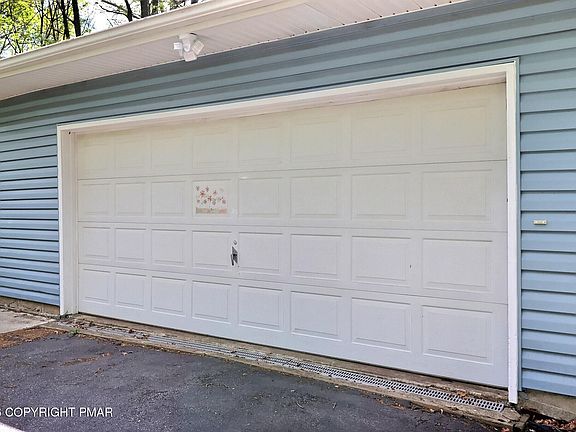3rd image of 2412 Marquette Dr