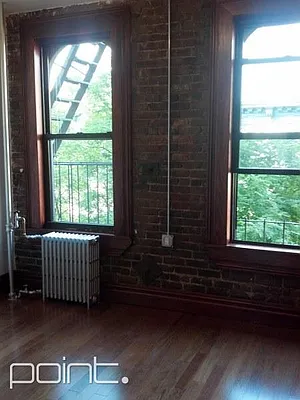 Rented by Point NYC | media 33