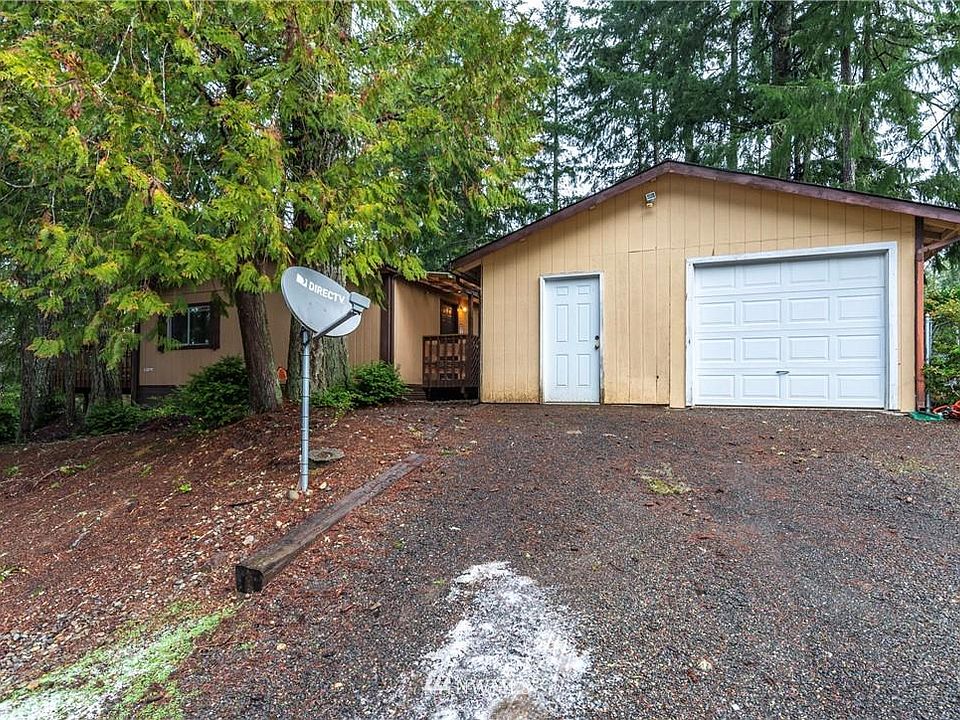 1st image of 210 E Eastlake Dr