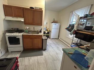 10 Sycamore Ter #2R, Somerville, MA 02145