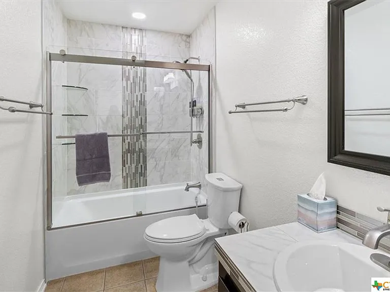 316 Jeff Gordon Dr #A — Photo 14