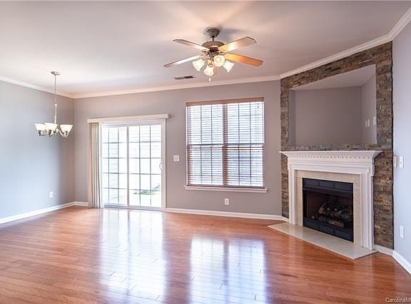 2nd image of 3108 Kemptown Sq