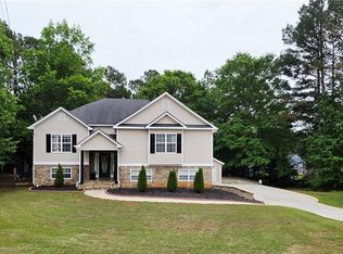 1005 Creek Run Pl, Temple, GA 30179