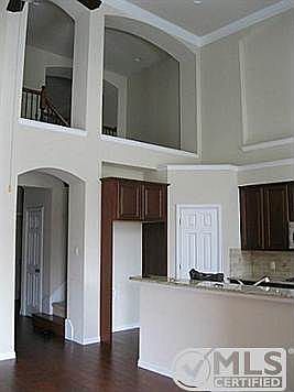 3rd image of 7208 Dry Creek Dr