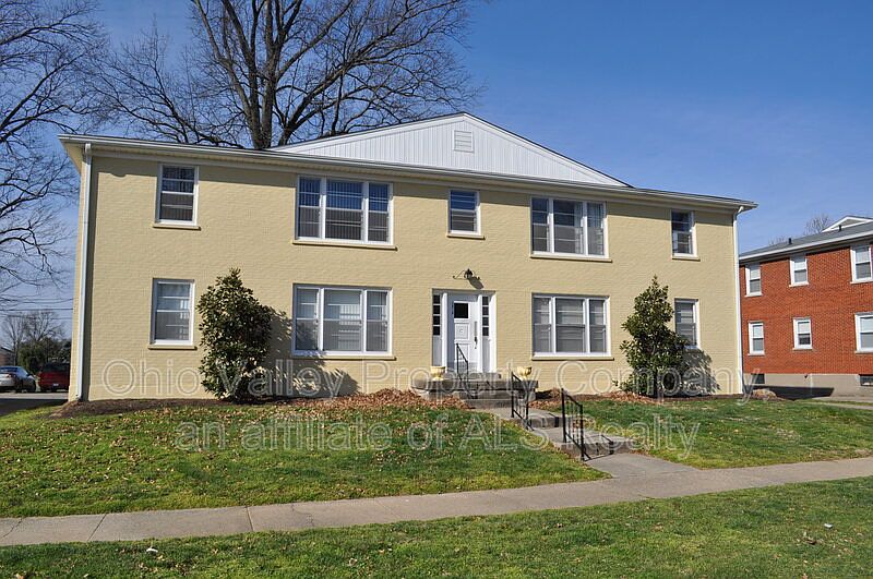 1st image of 2910 Abigail Dr APT 3