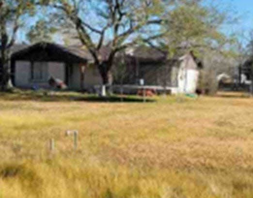 2nd image of 132 County Road 815