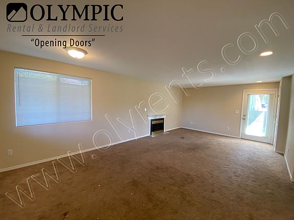 013 Living Room_03112025