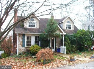 916 Woodside Ave, Secane, PA 19018