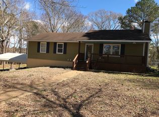 486 Moonefield Dr, Smithfield, VA 23430