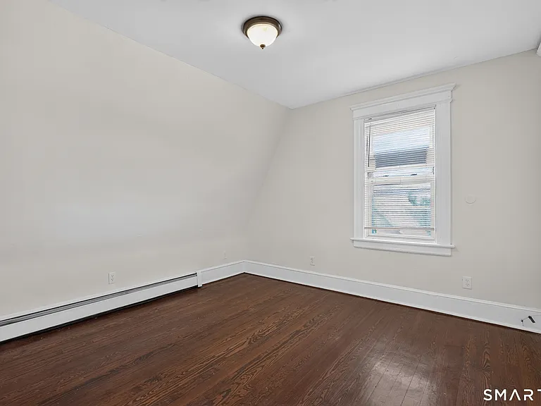40-44 Vine St #3 — Photo 16