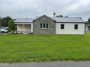 701 Parkway Blvd, Elizabethton, TN 37643