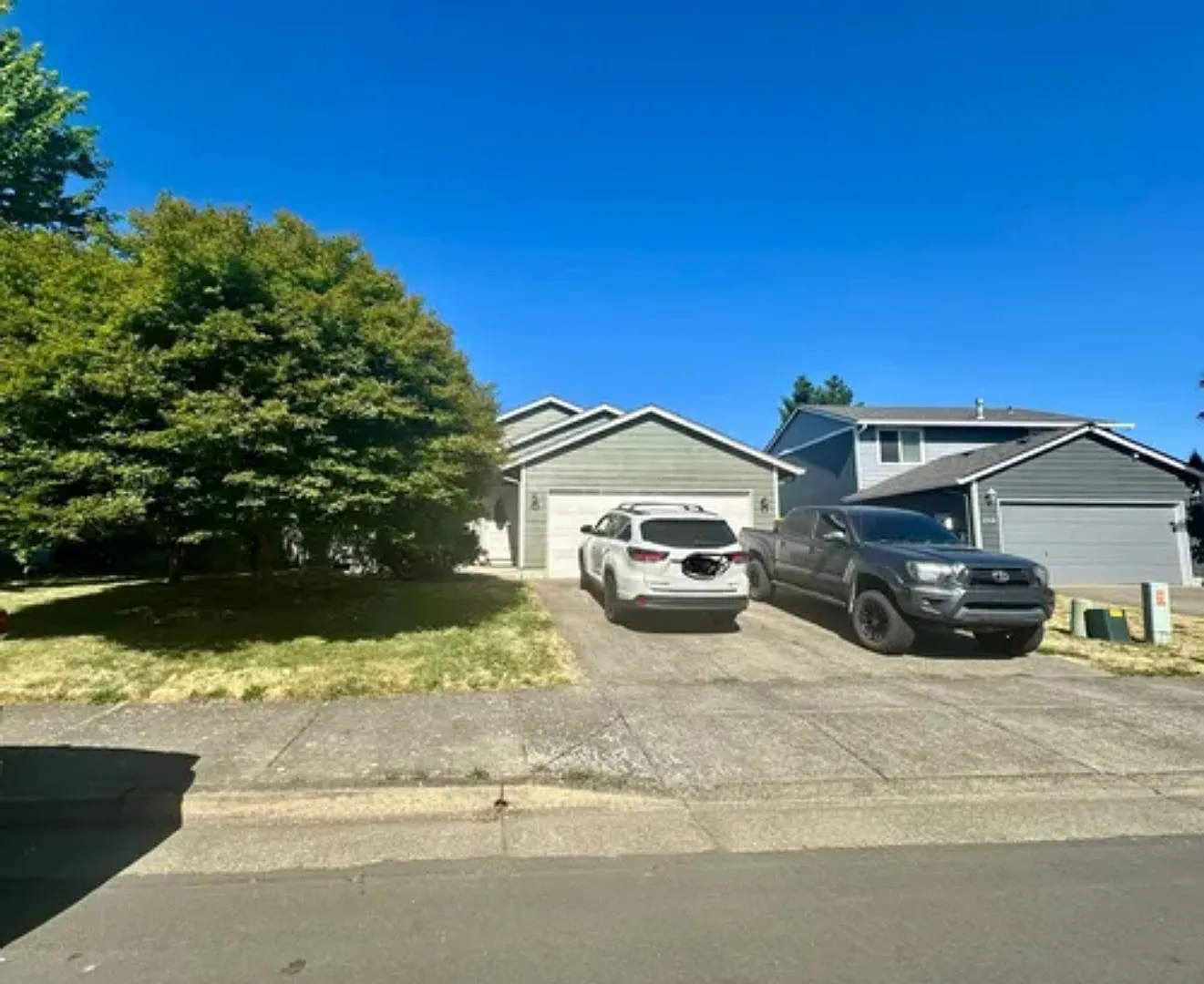 single level house — Photo 1