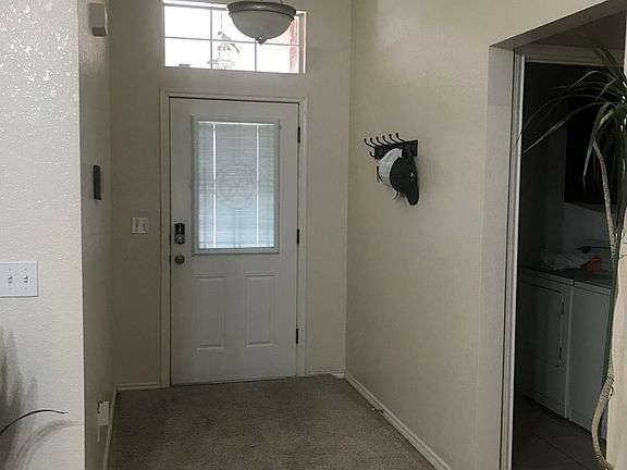 3rd image of 8729 Rainbow Dr
