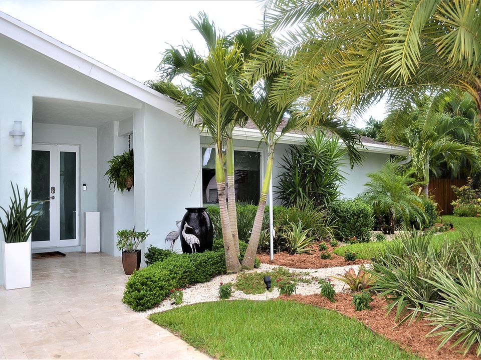 1st image of 6710 NW 27th Ter