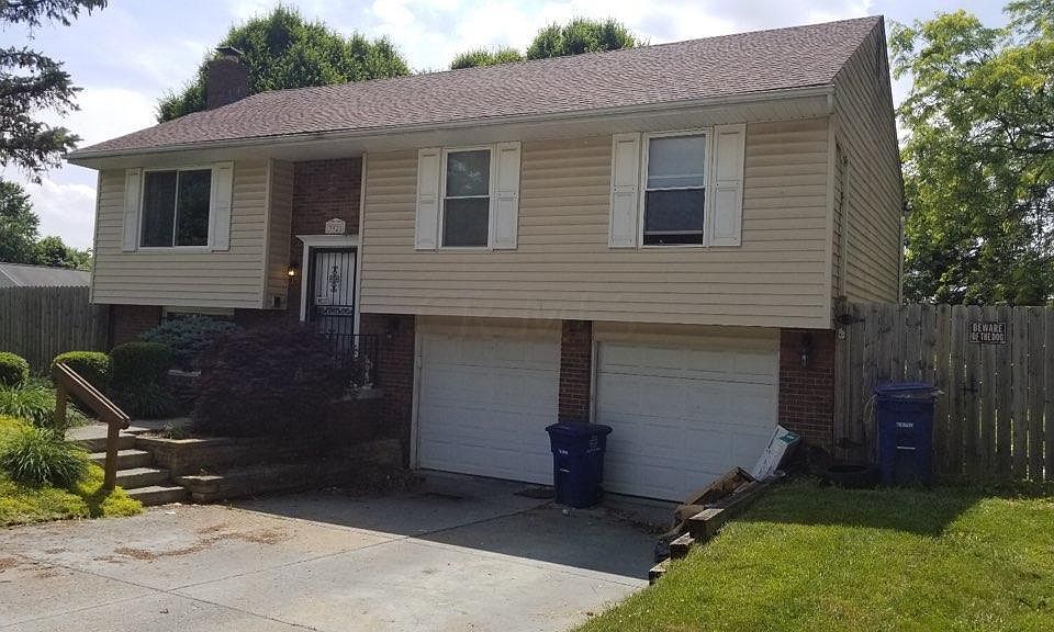 2nd image of 3921 Bayberry Cir