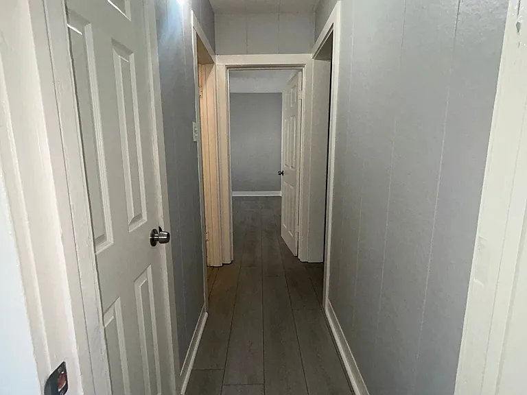 314 W Clarendon Dr — Photo 10