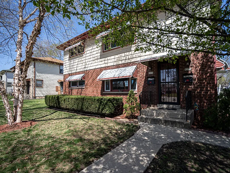 8236 W Grantosa Dr — Photo 21