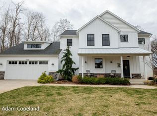 11709 Thames Ct, Lowell, MI 49331