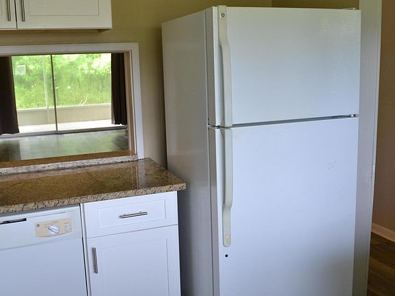 5th image of 1900 S Kanner Hwy APT 2-106