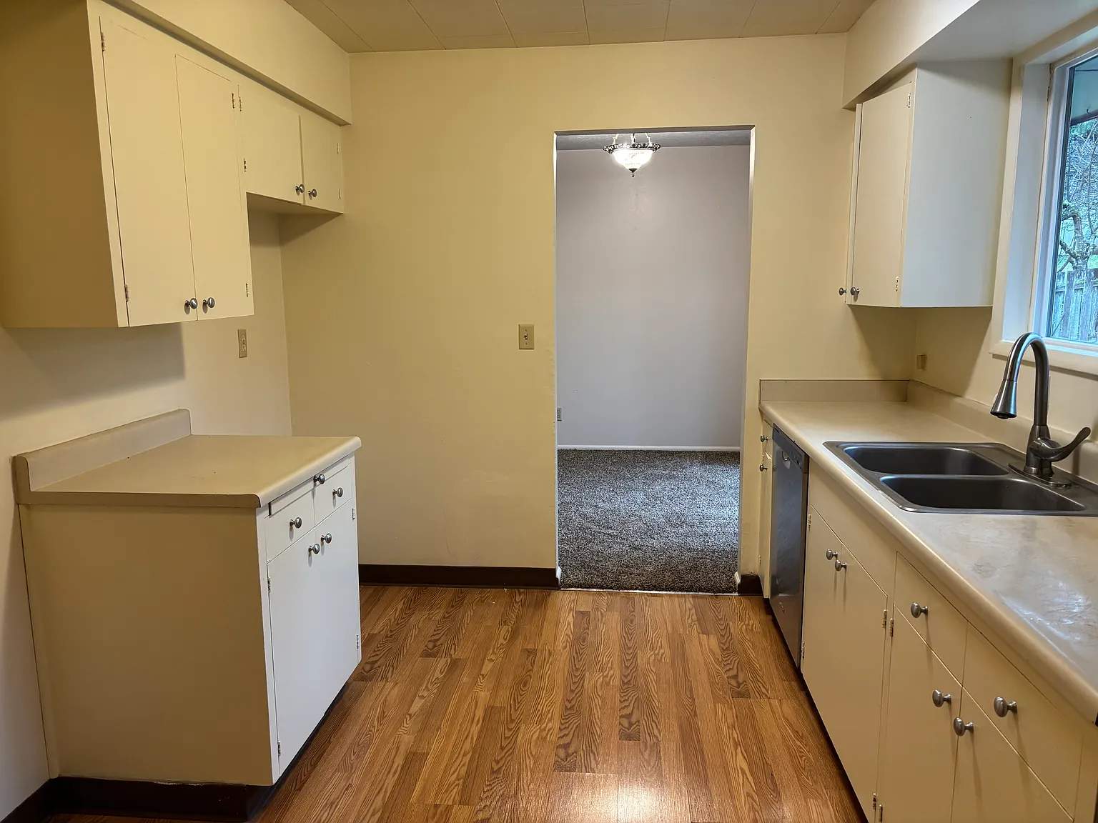 3 bed, 1600 sqft, $2,750 — Photo 3