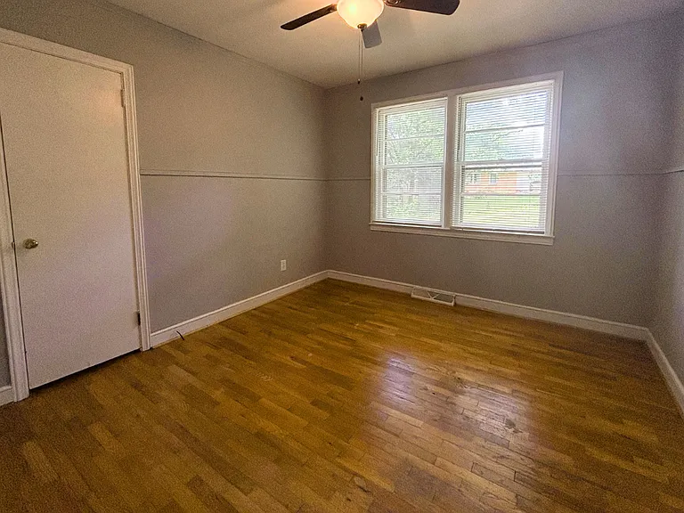 206 Von Hollen Dr — Photo 11