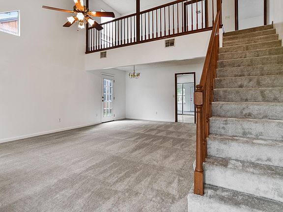 3rd image of 11716 Fort Caroline Lakes Dr