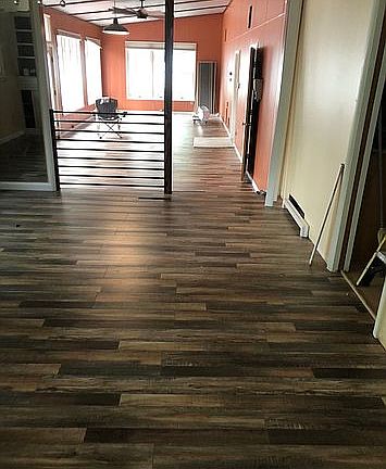 4th image of 2516 Lyndale Ln