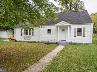 4001 Forest Grove Dr, Suitland, MD 20746