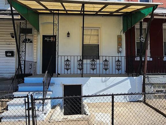 2nd image of 5419 Master St