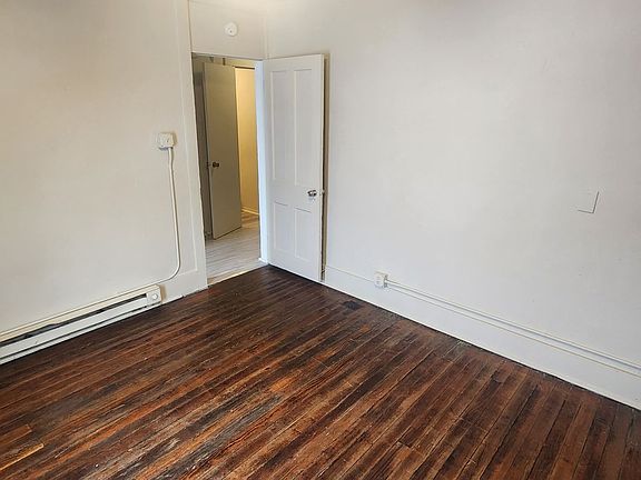 5th image of 3018 E Everett Ave #A204