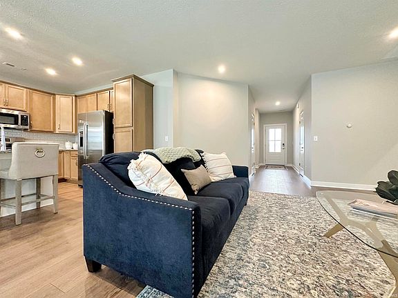 2nd image of 3001 Atcheson Dr