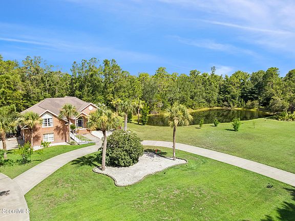 2nd image of 100 Serenoa Dr